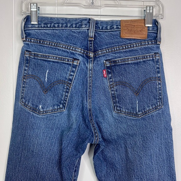 Levi's Wedgie Premium Denim Button Fly Distressed Jeans 25 - Picture 8 of 9